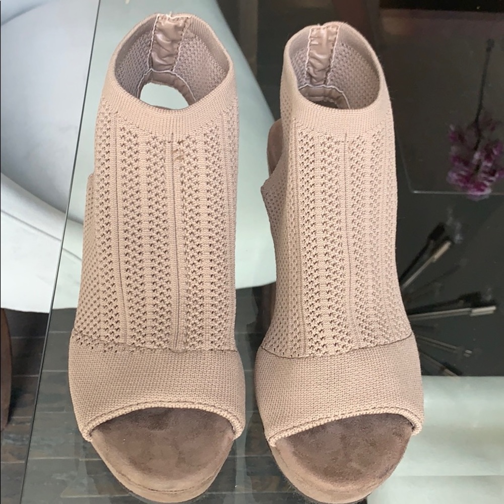 Pierre Dumas wedges